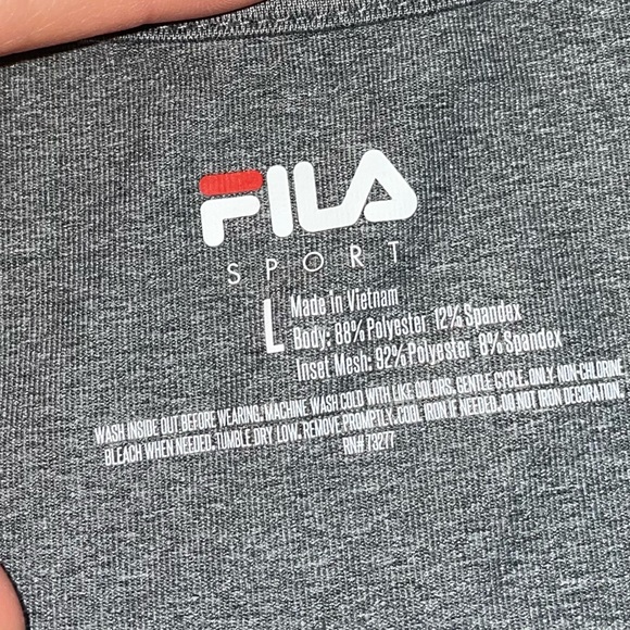 women’s gray fitted workout top - Picture 3 of 3